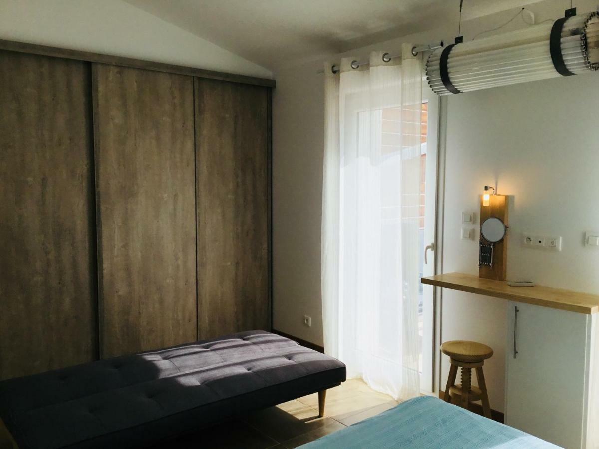 Gite Blanco Y Madera Нарбонна Экстерьер фото